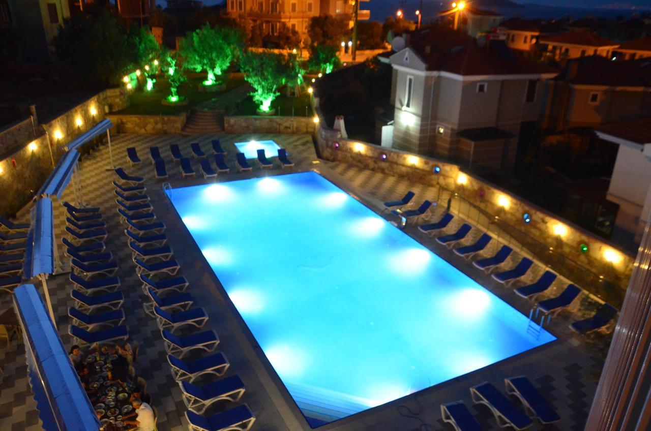 Elisa Hotel Ayvalı Exterior foto