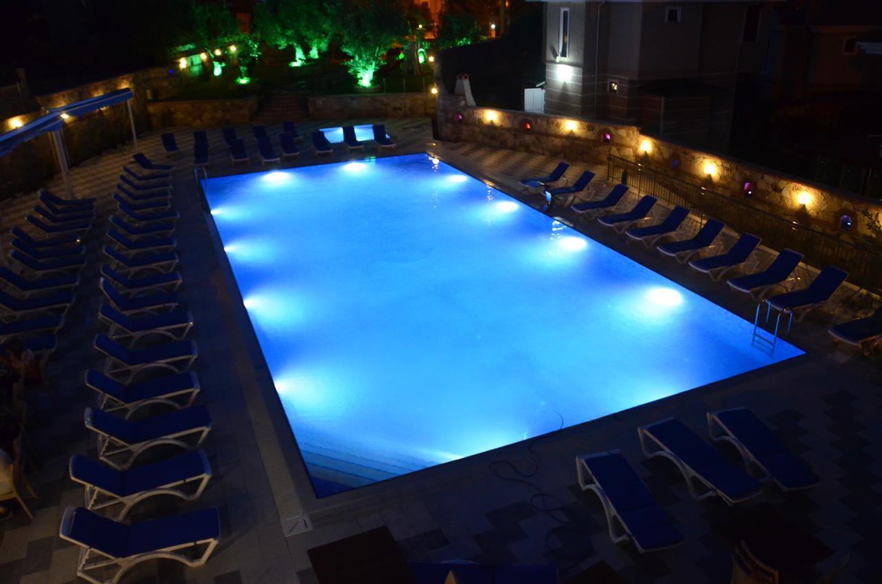 Elisa Hotel Ayvalı Exterior foto